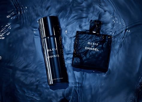 blue chanel perfume at macy'|what does bleu de Chanel smell like.